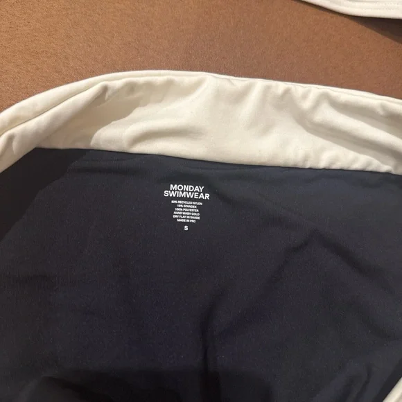 Monday Swimwear Bikini Set Black & Cream Size Small - Picture 4 of 7